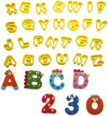 Produit neuf en déstockage - Emporte-pièces alphabet et chiffres Decora – lot de 36 pièces
